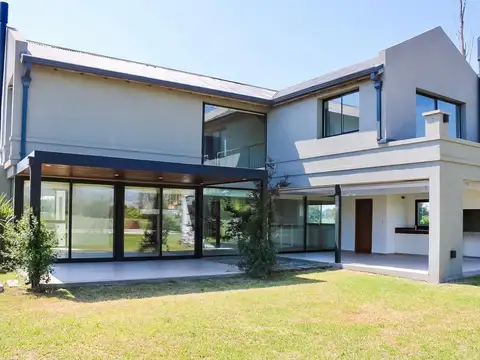 Casa en Venta en Ibarlucea, USD 365.000