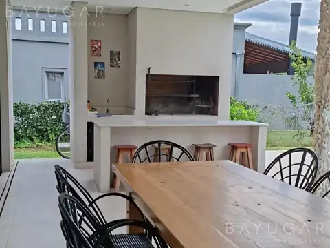 Casa en Venta al Noreste