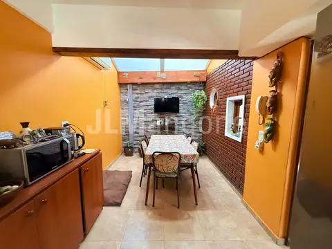 Depto Tipo Casa en Venta al Este