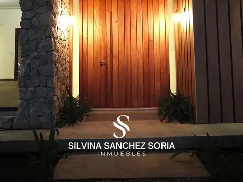 Casa en Venta en Exaltación de la Cruz, USD 340.000