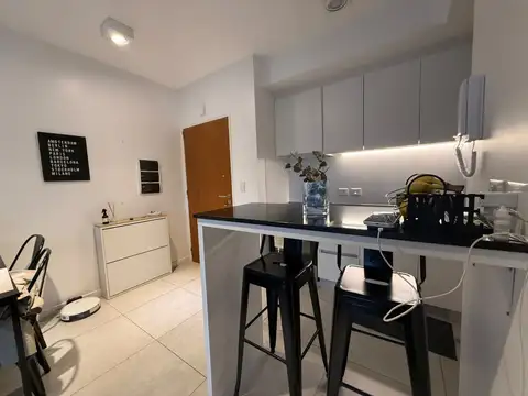 Departamento en Alquiler en Monte Castro, $ 990.000