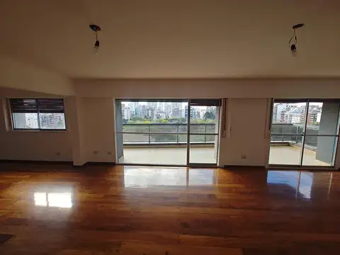 Departamento en Alquiler de 5 ambientes