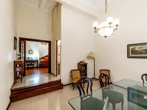 Depto Tipo Casa en Venta de 5 ambientes