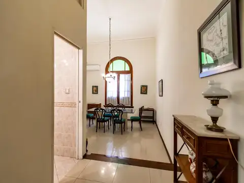 Depto Tipo Casa en Venta en Coghlan, USD 380.000