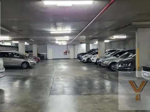 Cochera en venta - 18mts2 - Palermo