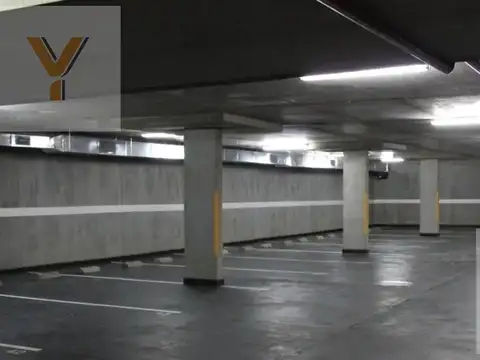 Cochera en venta - 18mts2 - Palermo