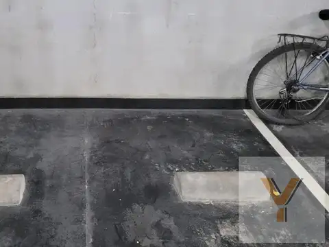 Cochera en venta - 18mts2 - Palermo