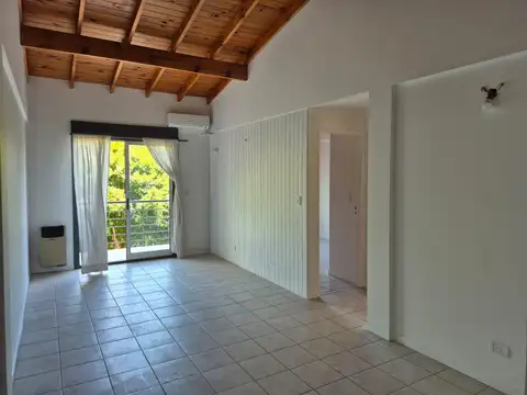 3 de Febrero al 100 3° piso