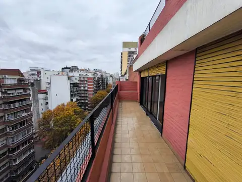 Recoleta Avenida Las Heras 2000 excelente semipiso al fte 3 amb balcón terraza