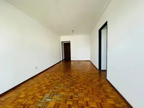 Jorge Newbery 2500, Piso 9