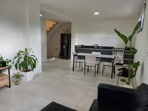 Depto Tipo Casa en Venta en San Andres, USD 135.000