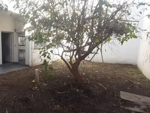 COMERCIO EN VENTA EN GERLI