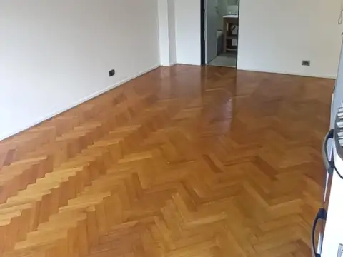 Divino Monoambiente frente con balcón, Todo Sol 