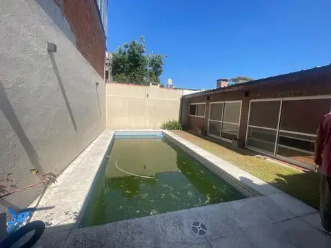 Casa 4 ambientes en Martínez