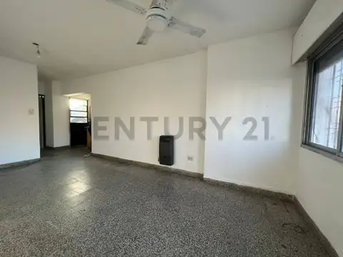 GARIBALDI 500, Piso 0