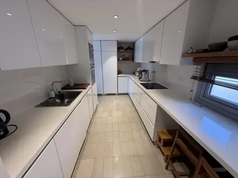 Departamento en Venta de 5 ambientes