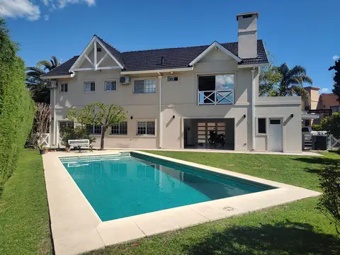 Casa en Venta de 4 dormitorios