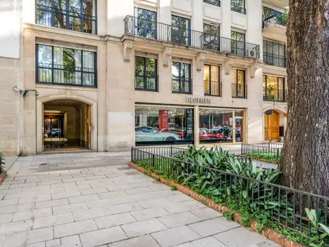 Avenida Del Libertador 2300, Piso 5