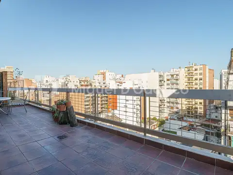 Venta Departamento de 3 ambientes con terraza en Caballito