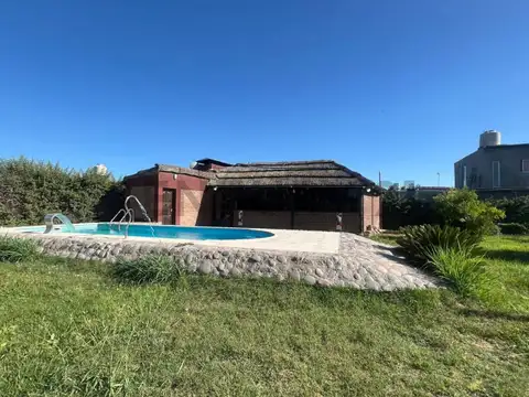 Godofredo Paladini 1700, Piso 0