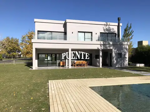 Casa en Venta en San Eliseo Golf & Country Club, USD 395.000