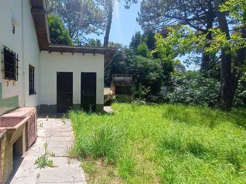 CASA VENTA VILLA GESELL A REFACCIONAR