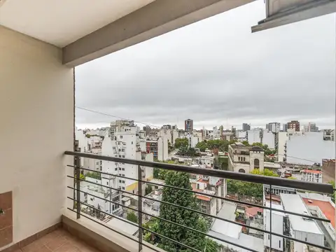 VENTA Monoambiente. Balcón. Contrafrente. EXCELENTE ESTADO. San Cristóbal