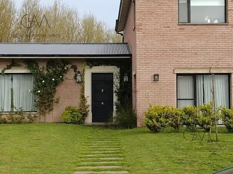 Casa en Alquiler Temporal en Rumenco, USD 450
