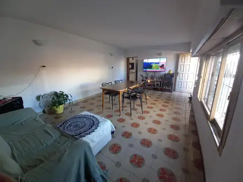 Depto Tipo Casa 4 ambientes con 1 baño