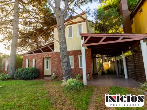 Casa Independiente en Lote de 500 m² - C933