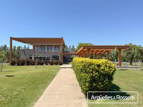 Terreno en Venta en San Sebastian, USD 220.000