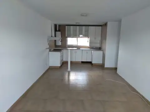 Departamento en Alquiler en Pilar Centro, $ 400.000