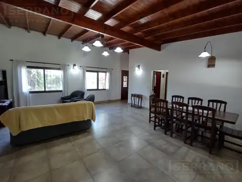 Casa en Venta con 1 cochera
