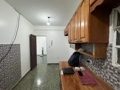 2º Rivadavia 14600, Piso 1°