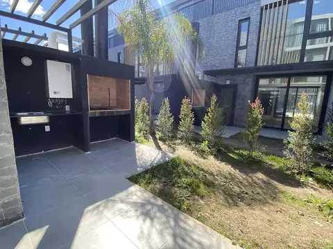 Triplex en alquiler en Complejo Sunny