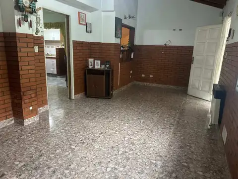 Depto Tipo Casa 3 ambientes con 1 baño