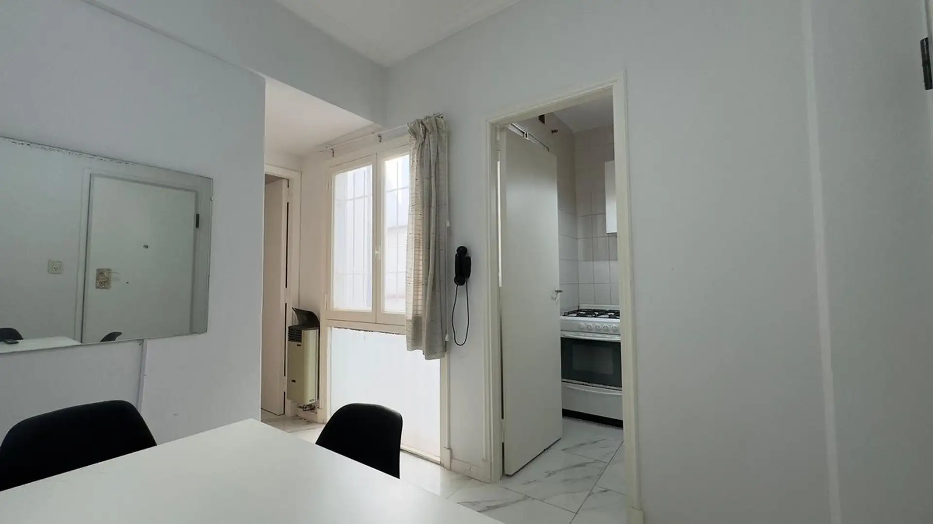 Venta departamento 2 amb amoblado e instalado - Centro