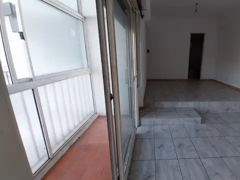 AV. DE LOS INCAS N° 4078 - MONOAMBIENTE SUPER LUMINOSO