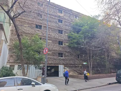 Cochera en venta en Belgrano muy buena ubicación
