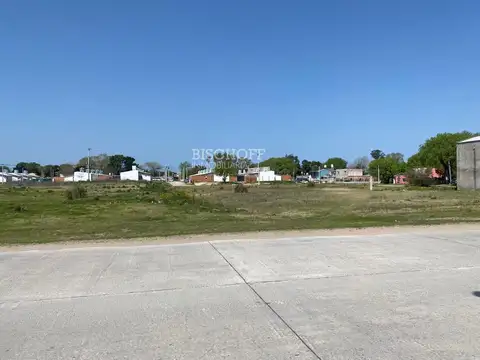 Terreno en Venta en Villa Gesell, USD 30.000