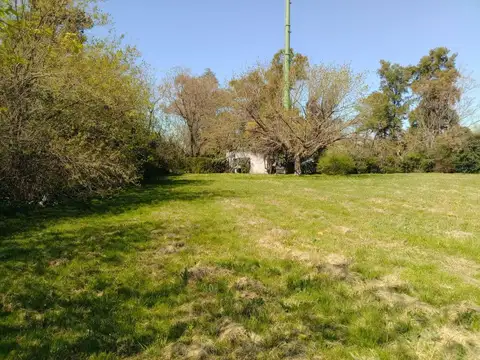 hermoso lote industrial a 200 mts de acceso oeste