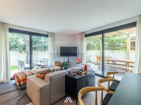 Se vende apartamento de 2 dormitorios en Carrasco