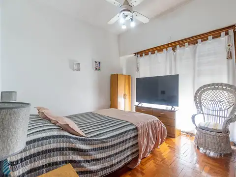 Depto Tipo Casa en Venta 50 años