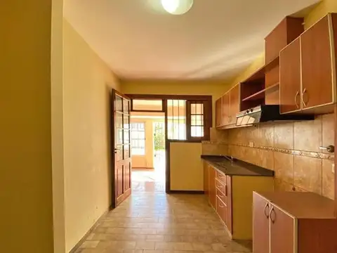 Mendoza 1025