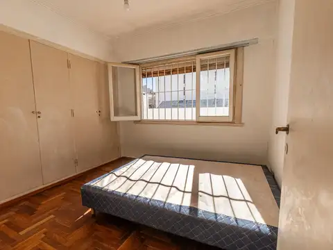 Depto Tipo Casa en Venta 51 años