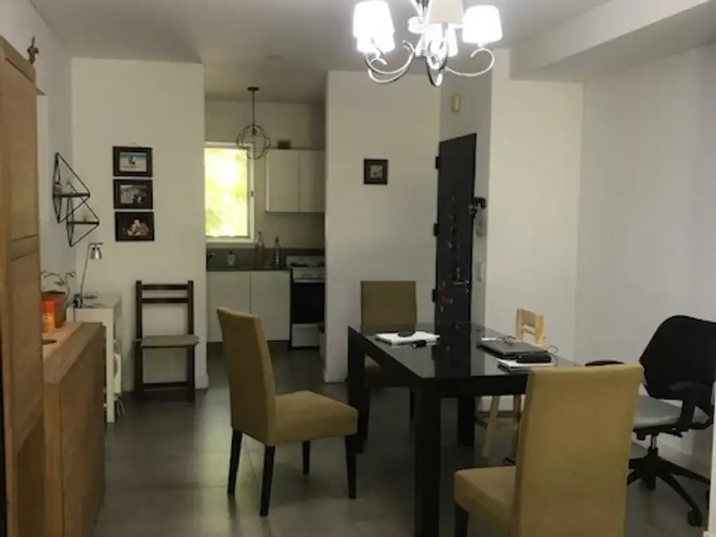 Departamento en Venta con cochera