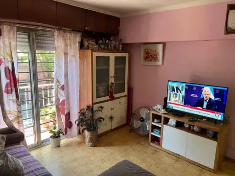 Departamento en Venta en Valentin Alsina, USD 78.000