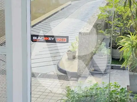 Avenida Juan B. Justo  al 7800