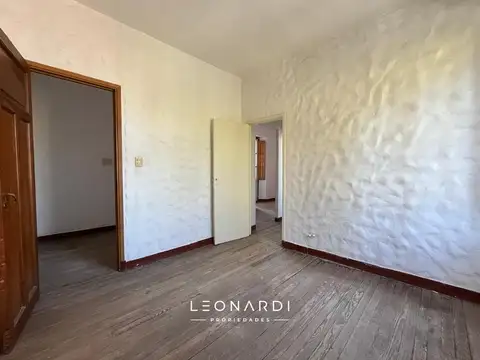 Tapia de Cruz 580, 2º piso