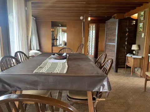 Casa 4 ambientes con 4 baños